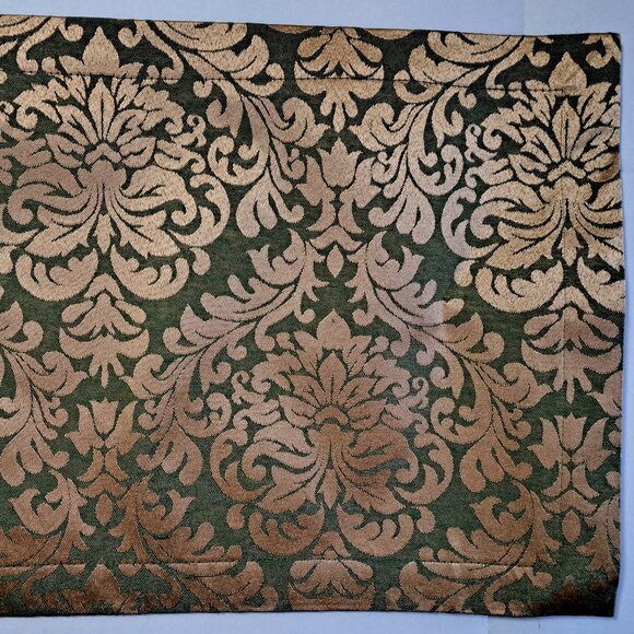 4 Qty Gold & Green 19" x 13" Placemats - Picture 2 of 4